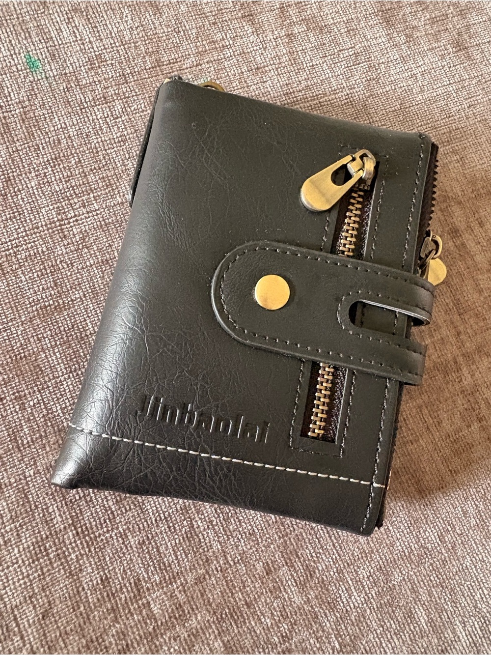 Brand new Vintage Black Leather Men's Zip Wallet with Gold Hardware